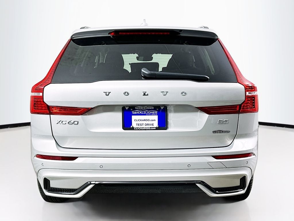 2025 Volvo XC60 B5 Plus