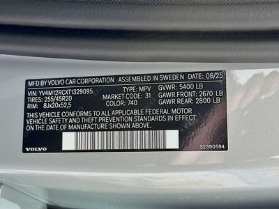 2026 Volvo XC60 B5 Plus