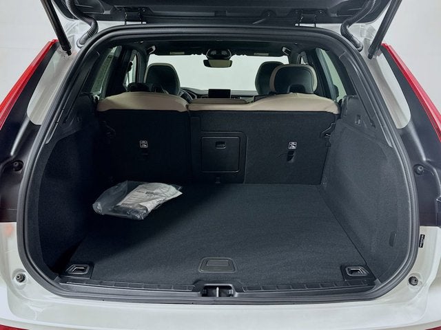 2026 Volvo XC60 Core