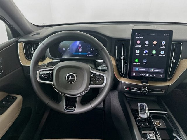 2026 Volvo XC60 Core