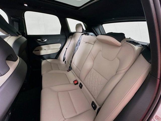 2026 Volvo XC60 Core