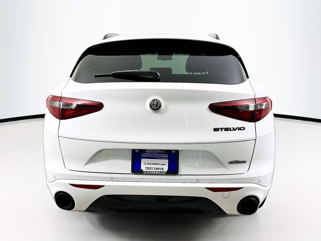2020 Alfa Romeo Stelvio Base