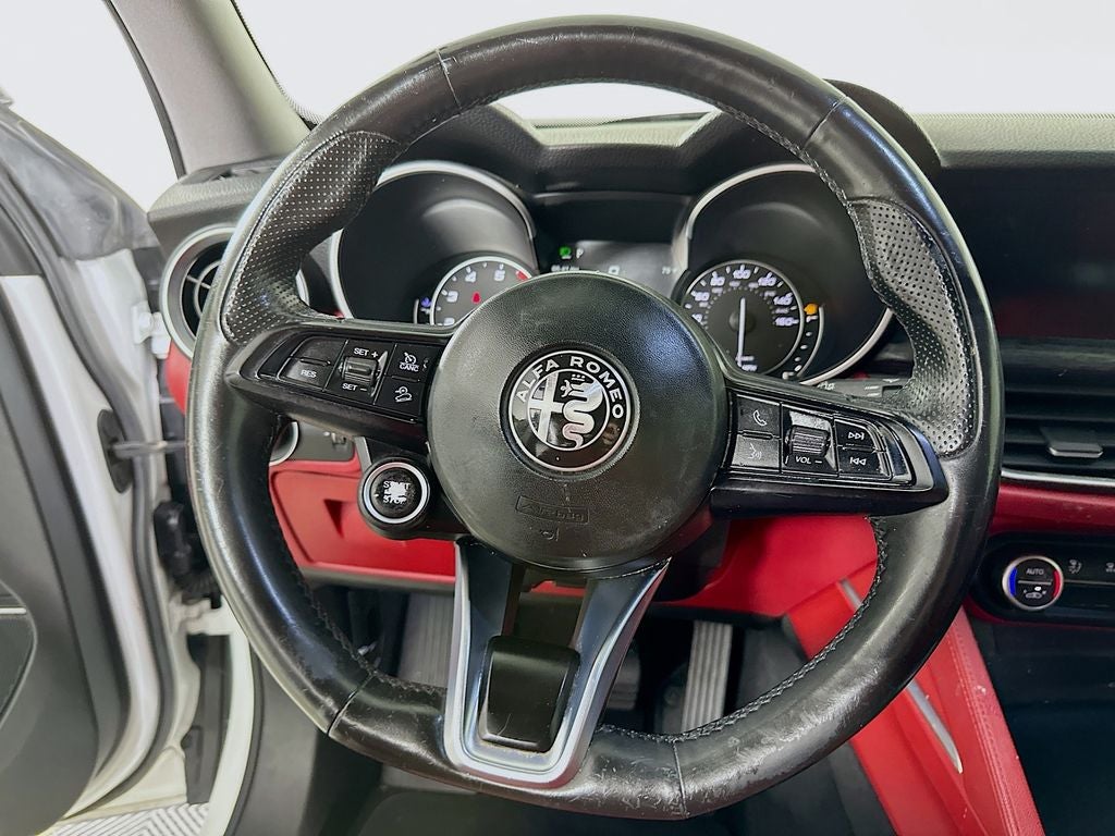 2020 Alfa Romeo Stelvio Base