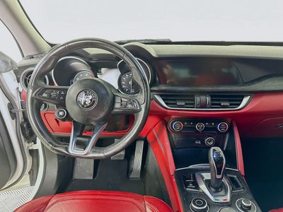 2020 Alfa Romeo Stelvio Base