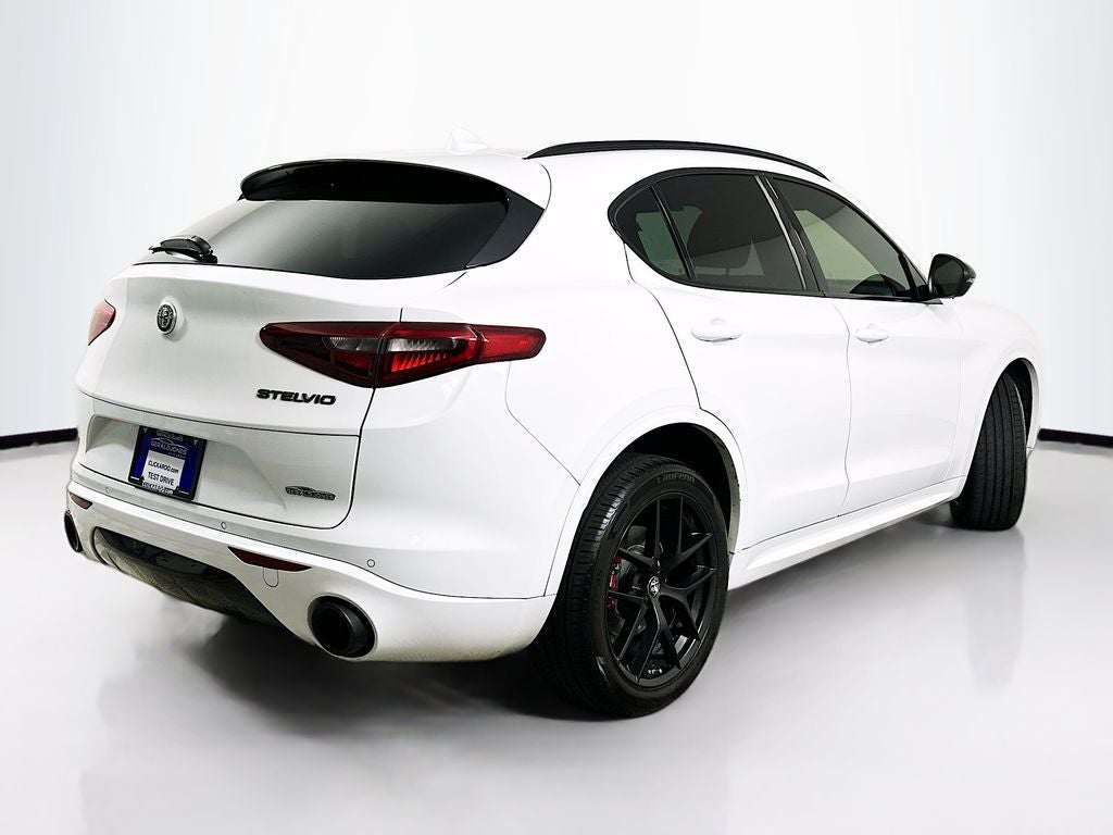 2020 Alfa Romeo Stelvio Base